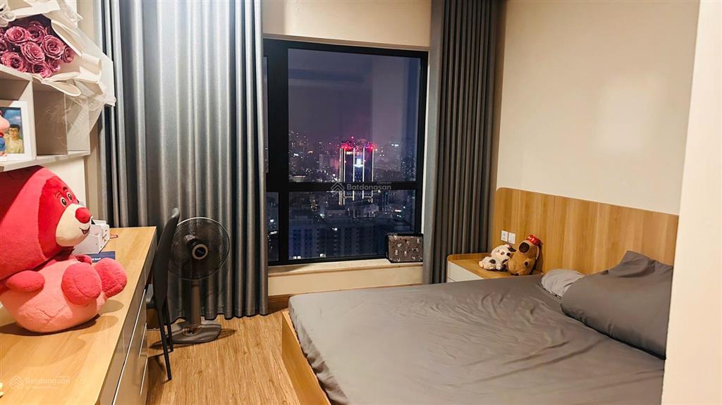 Chính chủ bán căn hộ tầng trung tòa sky park số 3 tôn thất thuyết, view hồ điều hòa 32ha cực đẹp.