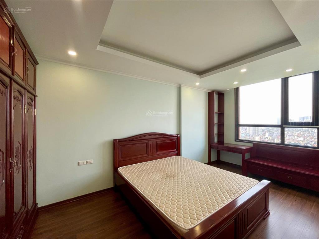 Căn hộ 95m2 view trực diện hồ công viên ngoại giao đoàn cần bán, giá tốt tòa