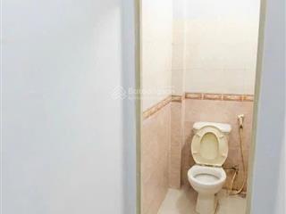 Nhà ô tô đổ cửa ni sư huỳnh liên  tân bình  42m2