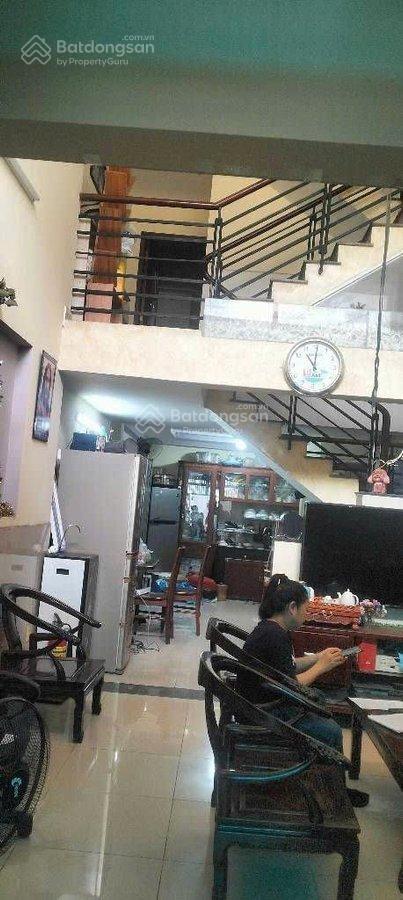 Bán nhà hém xe hơi ngay chợ tân hương  tân phú  60m2  5 tầng