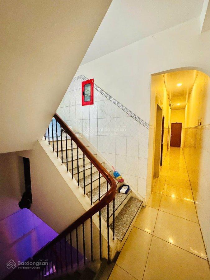 Mặt tiền tân phú  khách sạn ngay công viên nước đầm sen doanh thu khủng