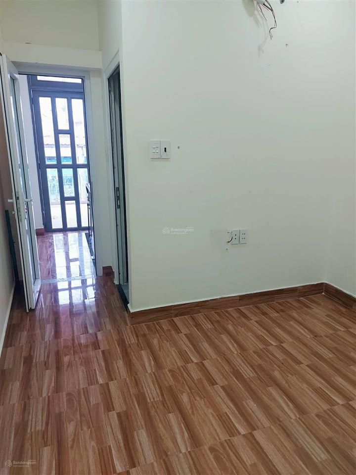 Bán gấp nhà bà hạt quận 10  4 tầng  33m2 giá chỉ 6.5 tỷ