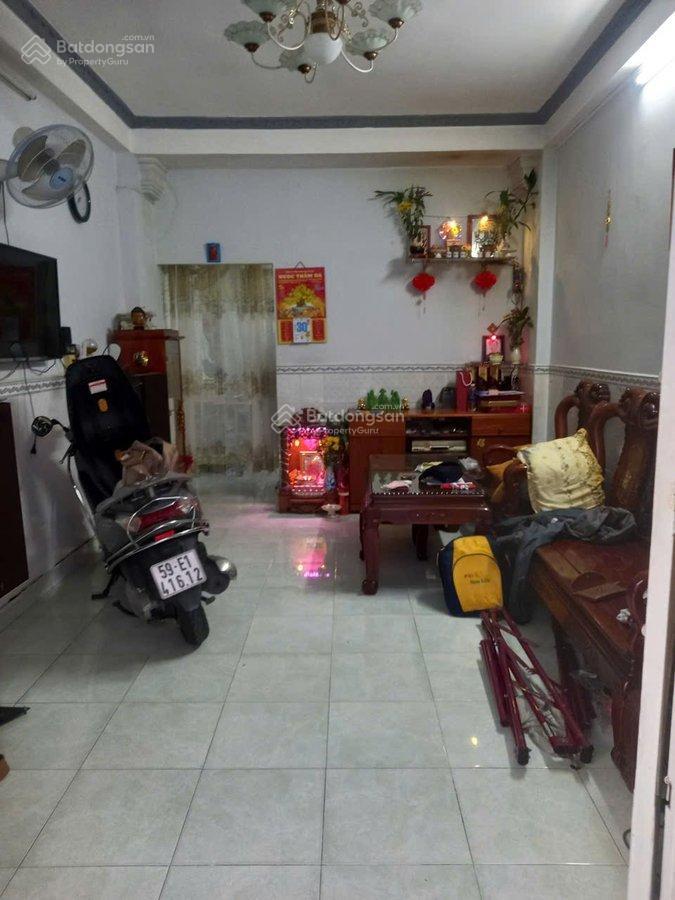 Bán nhà hẻm 2 tầng cách mặt phố nguyễn đình chiểu chỉ 50m, quận 3