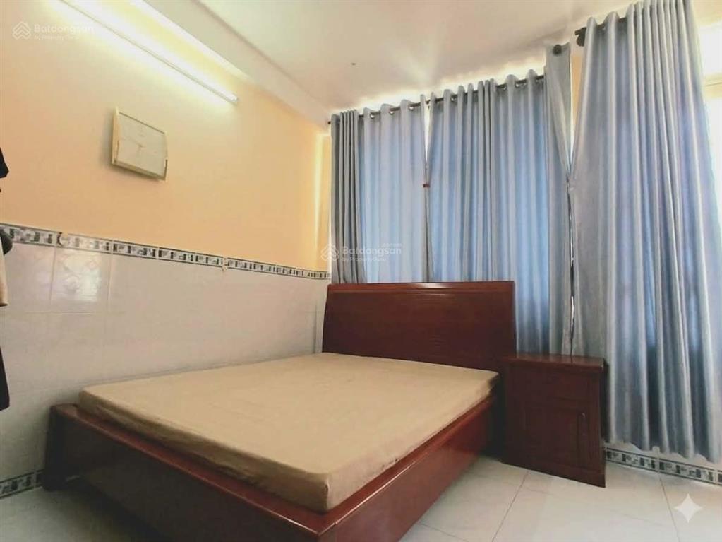 Bán gấp nhà 4 tầng đường an bình quận 5 giá chỉ 5.8 tỷ.