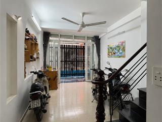 Cần bán nhanh nhà mới đẹp 4 tầng ngô quyền quận 10 giá chỉ 6.9 tỷ.