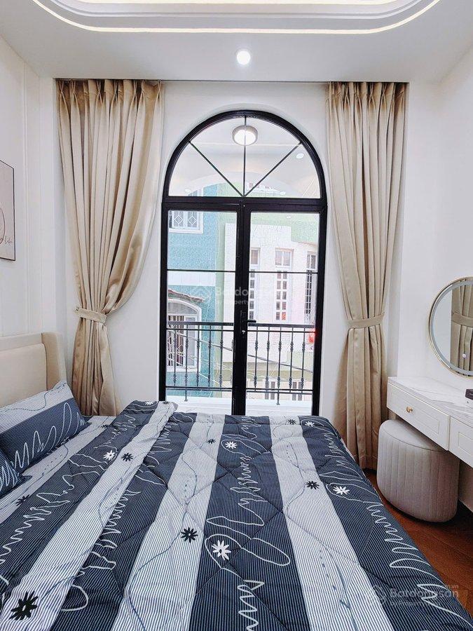 Giảm sốc 280tr bán gấp trong tuần nhà mới, đẹp 3 tầng phùng văn cung phú nhuận giá chỉ 7,4 tỷ