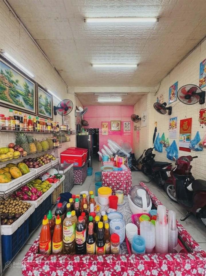 Bán gấp nhà mặt tiền 4 tầng 62,3 m² phạm văn hai kinh doanh đỉnh tân bình giá 17.9 tỷ