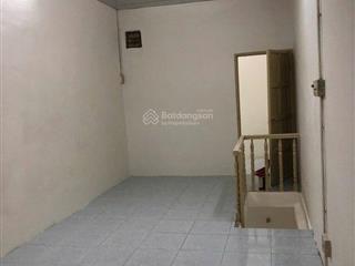 Bán nhà nhỏ hẻm thông thoáng 4m nguyễn tiểu la quận 10 giá chỉ 4.8 tỷ.