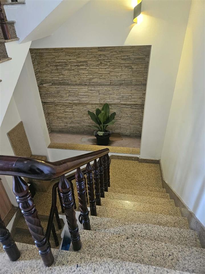 Bán nhanh căn hộ dịch vụ 2 mặt tiền trần thị ngôi quận 8 dòng tiền 110tr/th giá 32 tỷ