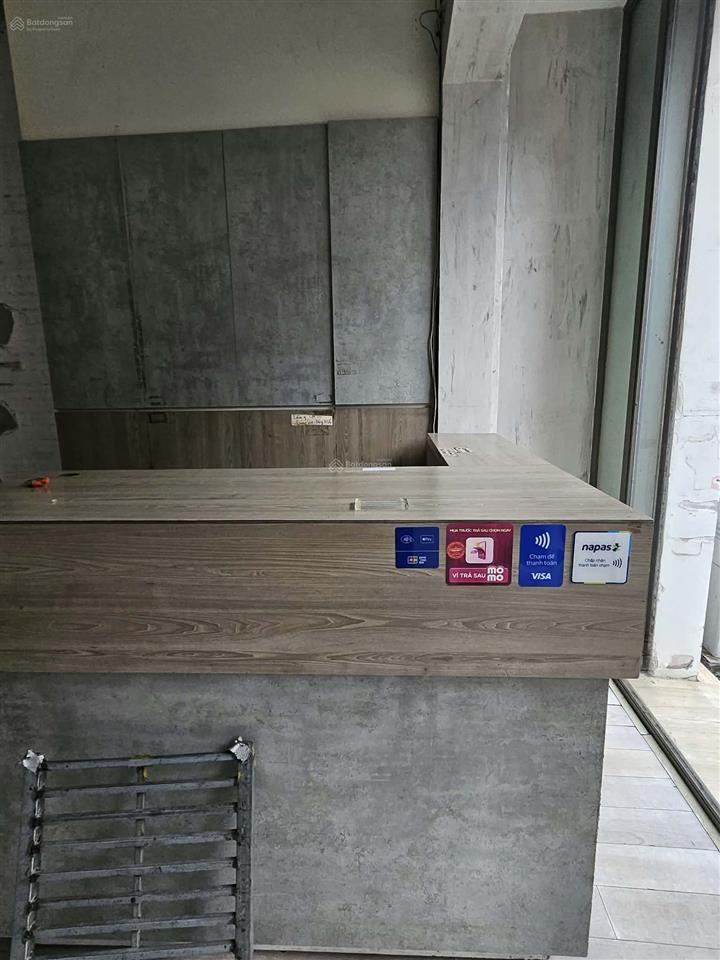 Cho thuê mặt tiền giá rẻ  võ văn tần 40m2 đoạn 2 chiều giá 25tr/th