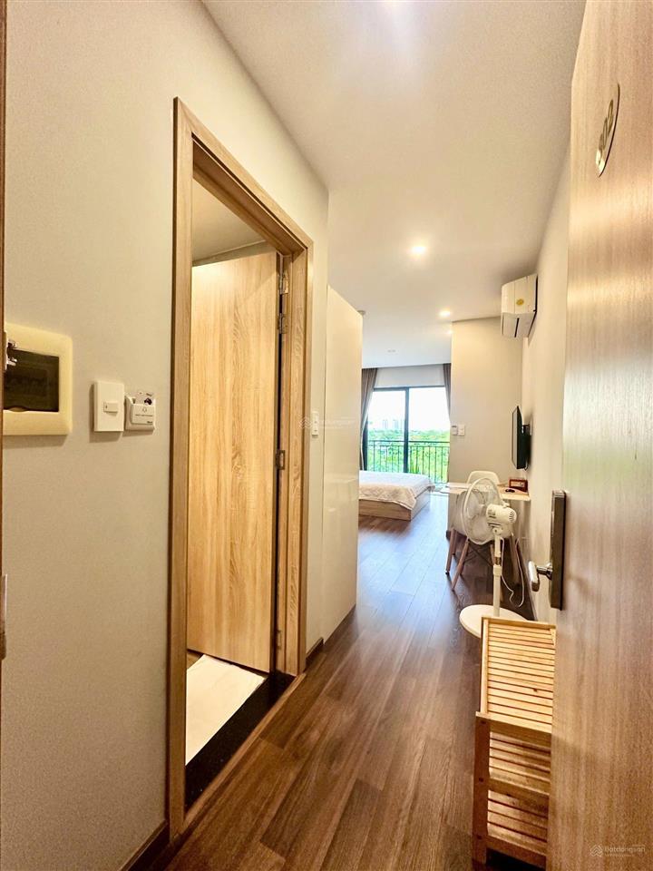 Q2 cho thuê căn hộ | ban công đầy đủ nội thất gần cầu sài gòn