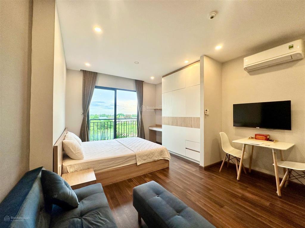 Q2 cho thuê căn hộ | ban công đầy đủ nội thất gần cầu sài gòn
