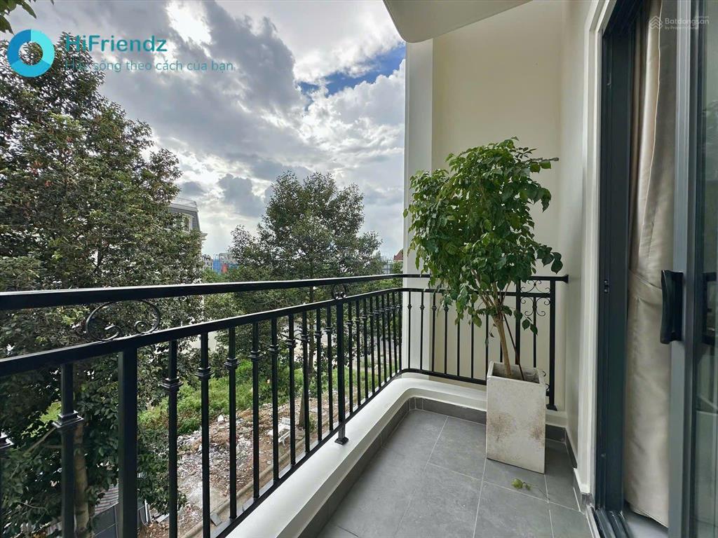 Cho thuê căn hộ | ban công full nội thất thoáng ngay đảo kim cương gần sala  q1