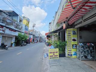 Căn hộ dịch vụ, mặt tiền bắc hải quận 10, 99m2, 5 tầng 14pn. dt 50tr/th