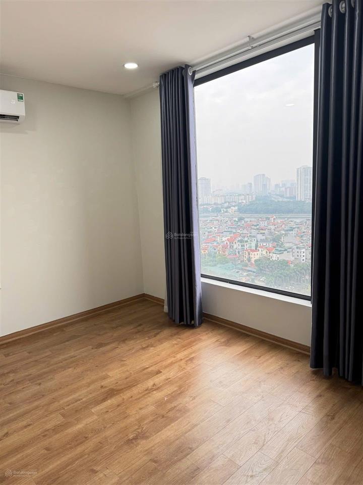 Bán cc 2pn 2wc giá siêu hời tại toà dv 4, rose town 79 ngọc hồi, 66m2