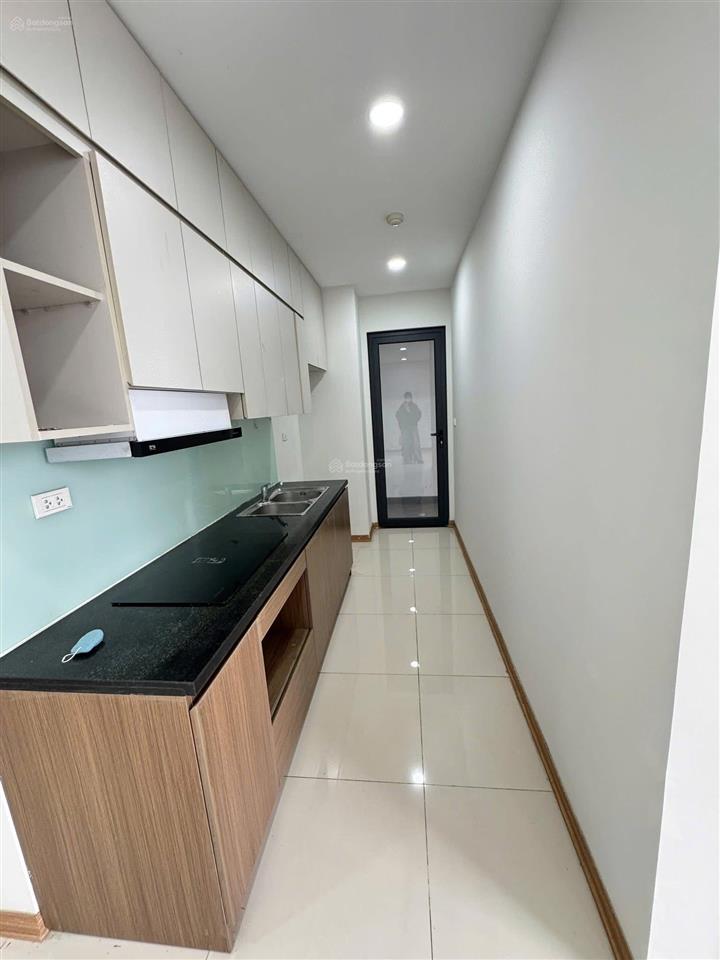 Bán cc 2pn 2wc giá siêu hời tại toà dv 4, rose town 79 ngọc hồi, 66m2