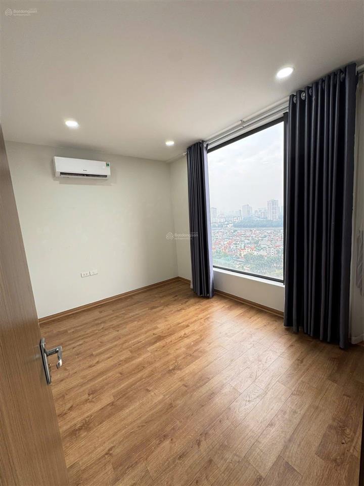 Bán cc 2pn 2wc giá siêu hời tại toà dv 4, rose town 79 ngọc hồi, 66m2