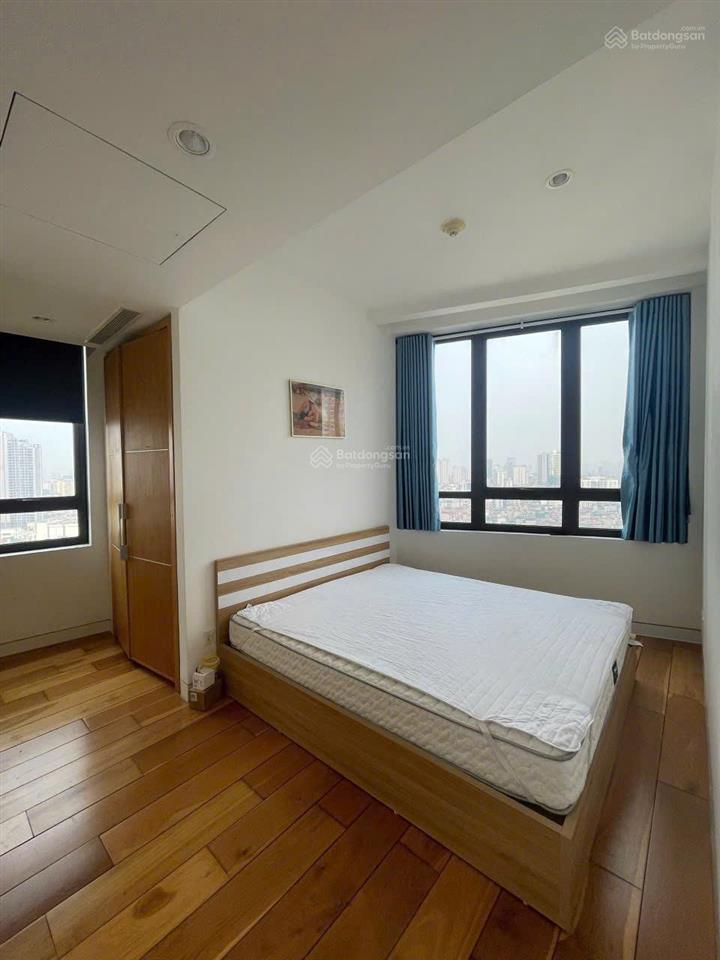 Em cần bán nhanh căn hộ 3pn  nội thất full đồ tại dự án iph  xuân thủy cầu giấy