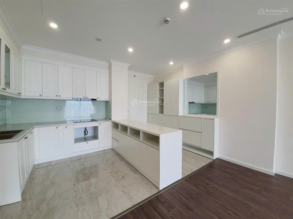 Chủ nhà cần tiền bán nhanh căn 3pn sunshine riversdie  dt 93m2 giá 8.8 tỷ sẵn sổ giao dịch luôn