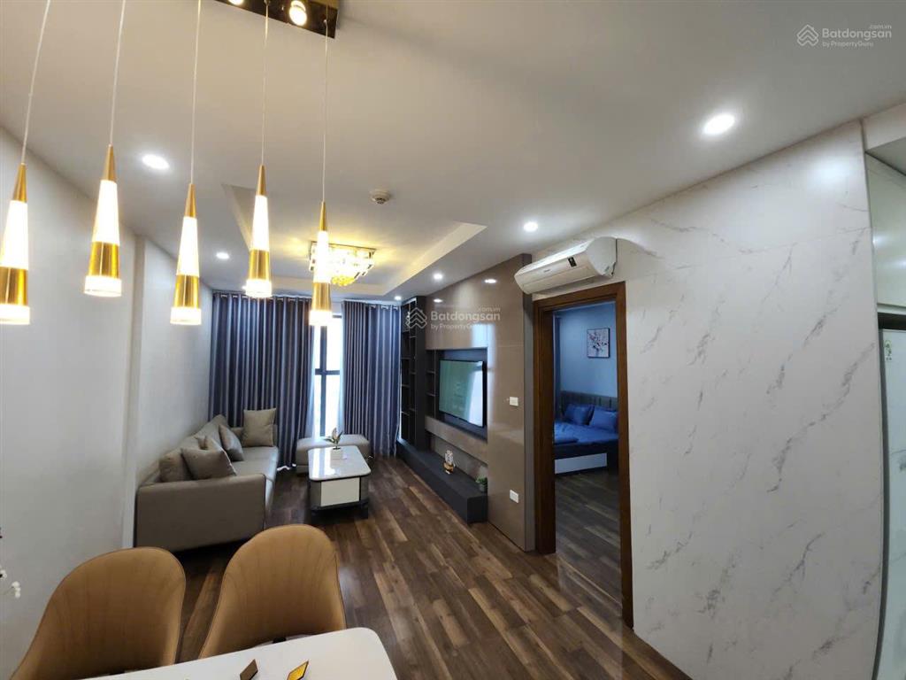 Gia đình chủ chuyển công tác cần bán nhanh căn hộ 2pn dự án goldmark city