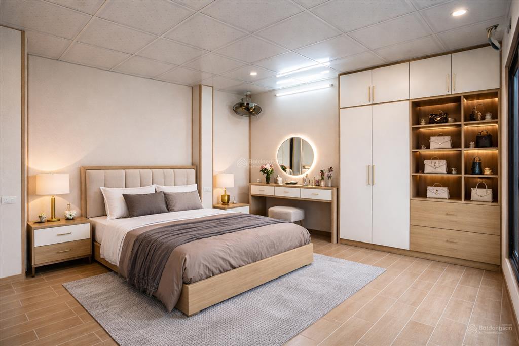 Bán siêu phẩm mặt phố lụa, vạn phúc hà đông, kinh doanh đỉnh cao dt 36m2, 4 tầng giá chỉ 10.8 tỷ