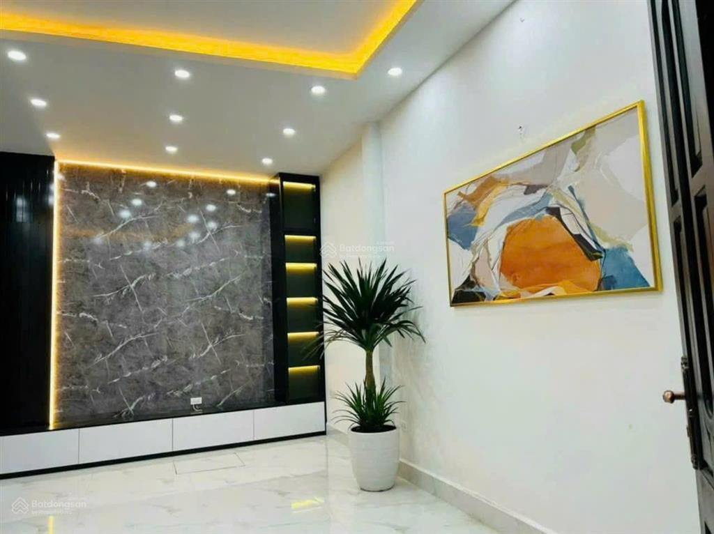 Bán nhà ngô thì nhậm, hà đông. nhà 6 tầng thang máy. dt 55m, 6 tầng, mt 6,5m. giá chỉ 13,3tỷ.