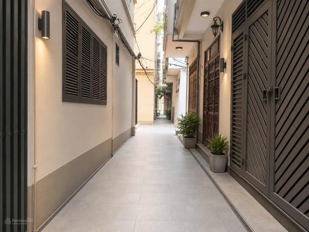 Bán nhà tô hiệu hà đông 35m2 x 5 tầng gara ô tô ngõ thông, cách mặt phố 30m