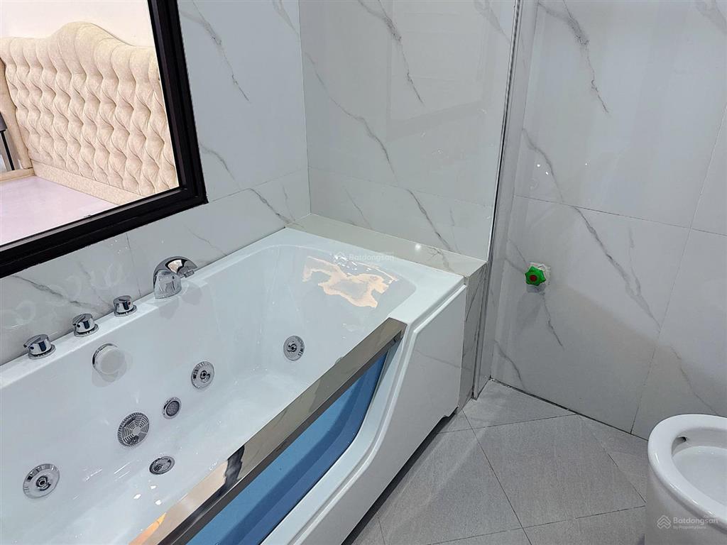 Bán nhà tô hiệu hà đông 35m2 x 5 tầng gara ô tô ngõ thông, cách mặt phố 30m