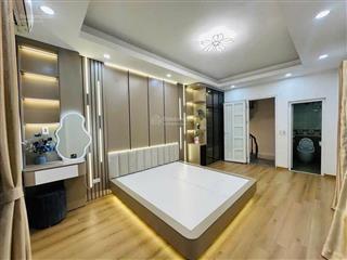 Bán liền kề louis city đại mỗ 110m2 6 tầng 2 mặt tiền vị trí cổng kđt kinh