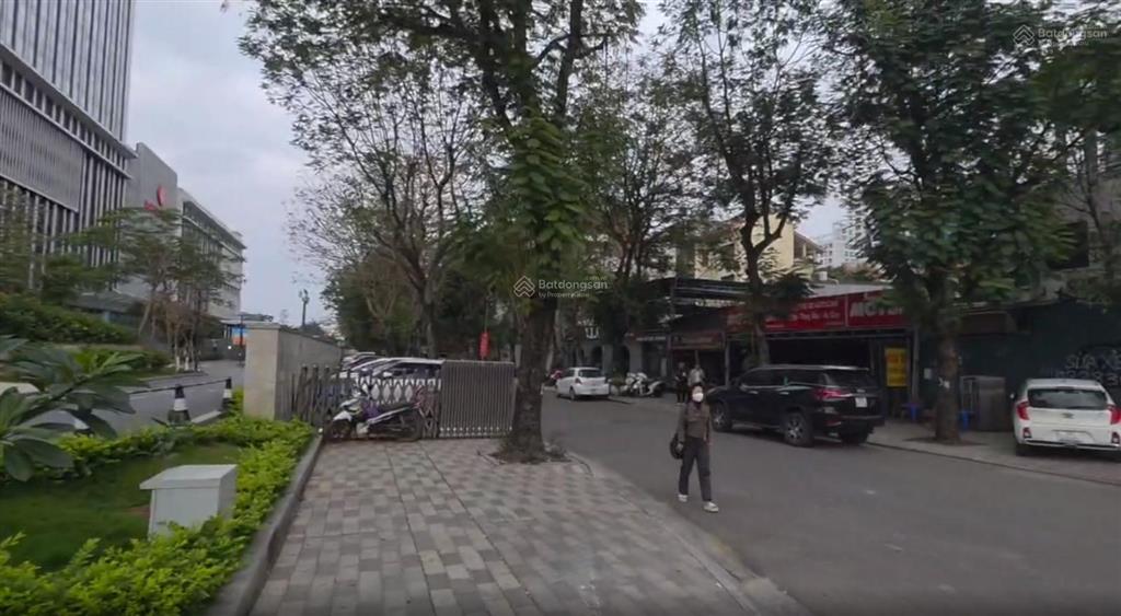 Cần bán biệt thự 270m khu đô thị vườn đào  tây hồ ( đối diện sang lotter mall tây hồ ) 0906 995 ***
