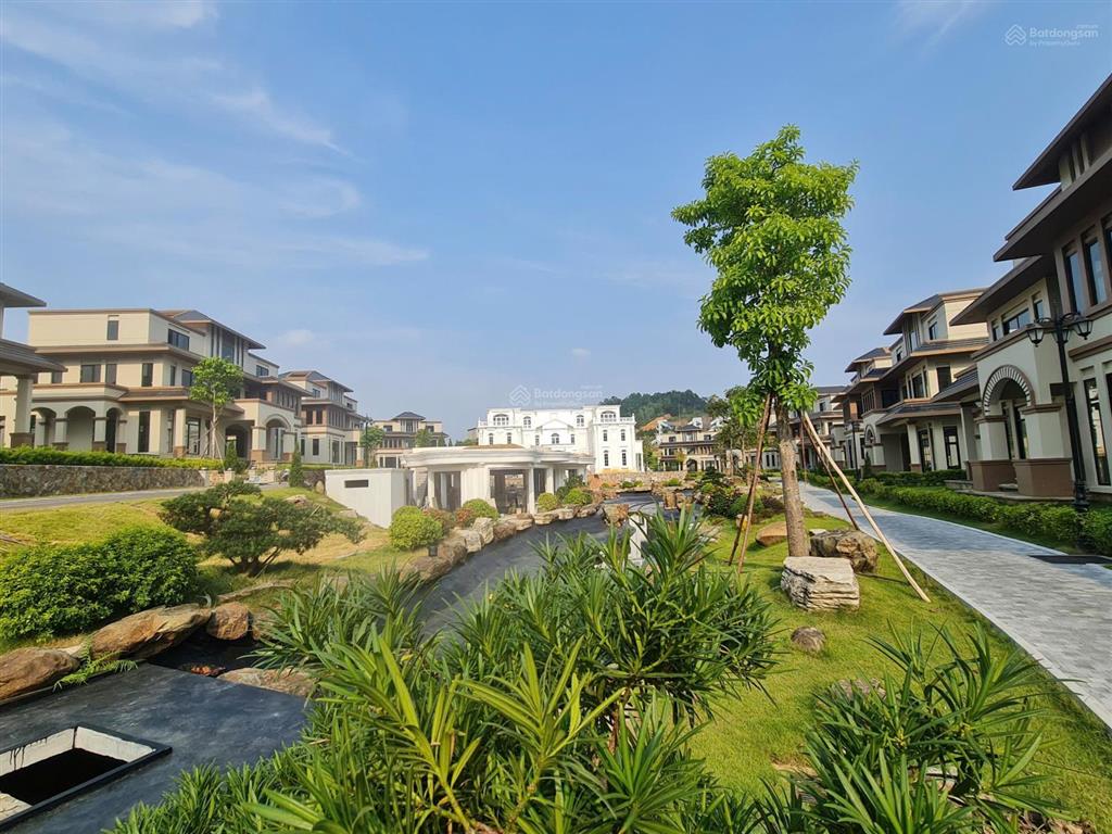 Cần chuyển nhượng biệt thự 400m2 đã xây 3 tầng, 70 triệu/m2 tại tiến xuân, thạch thất 0906 995 ***