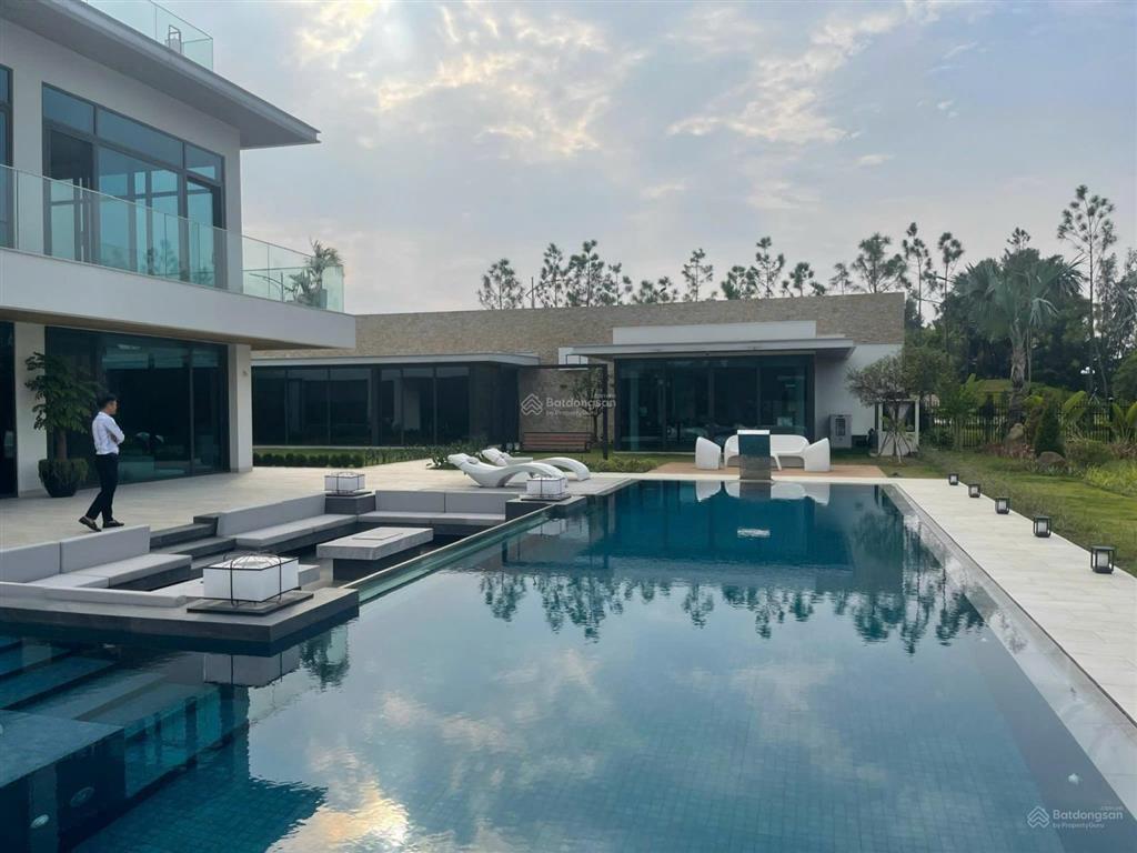 Bán biệt thự sân vườn sân golf vân trì  đông anh 1000m² giá 180 tỷ 0906 995 ***