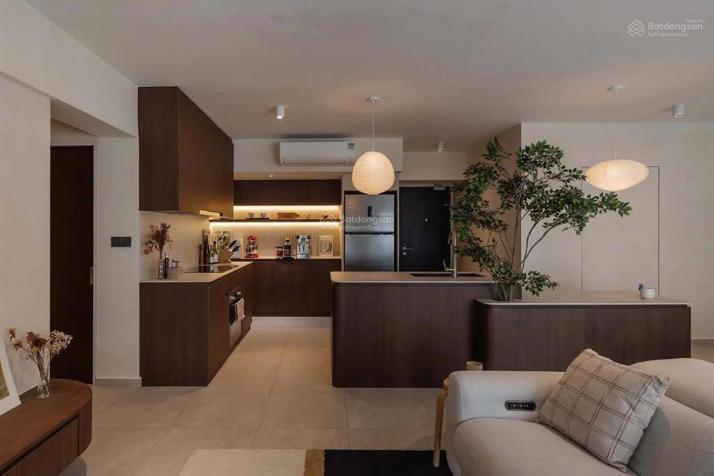 Cho thuê chcc vinhomes nguyễn chí thanh 90m2, 2pn full đồ giá 20 triệu.  0348 453 ***