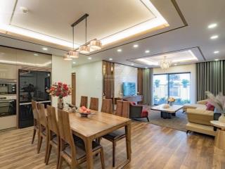 Cho thuê gấp căn hộ chung cư aqua central, số 44 yên phụ, 3pn, 150m2, 28 triệu.  0348 453 ***