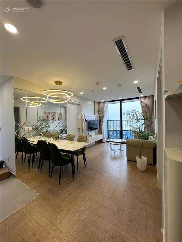 Cho thuê chcc tại lancaster hà nội  20 núi trúc, 2pn, 90m² đủ đồ giá 18 triệu.  0348 453 ***