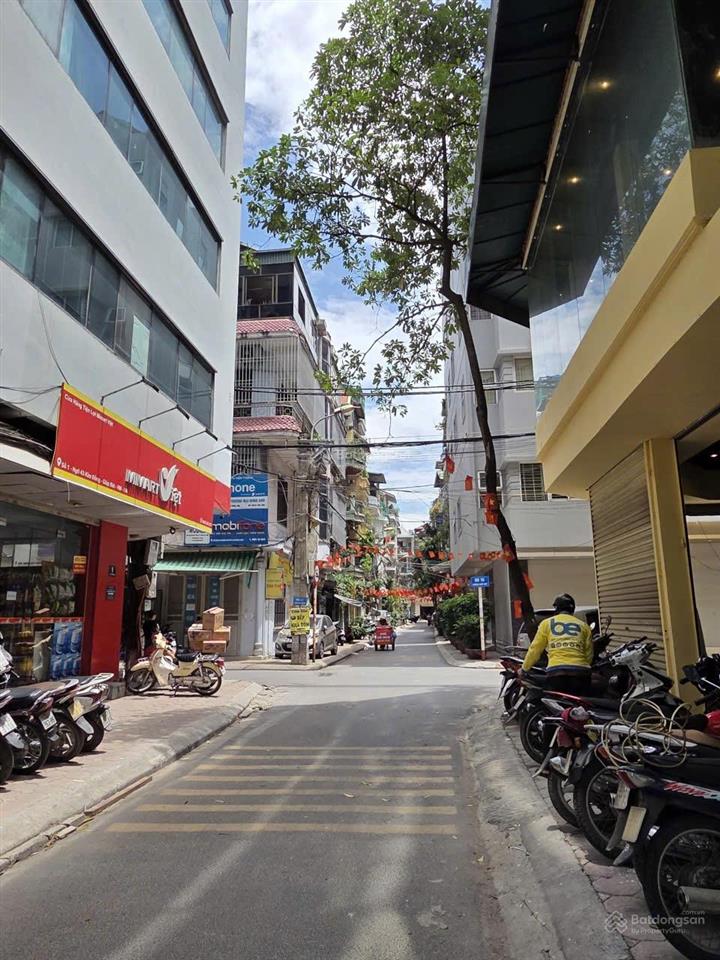 Bán nhà phân lô kim đồng, thang máy nhập có vỉa hè, kd các loại giao thông thuận tiện, giá hời