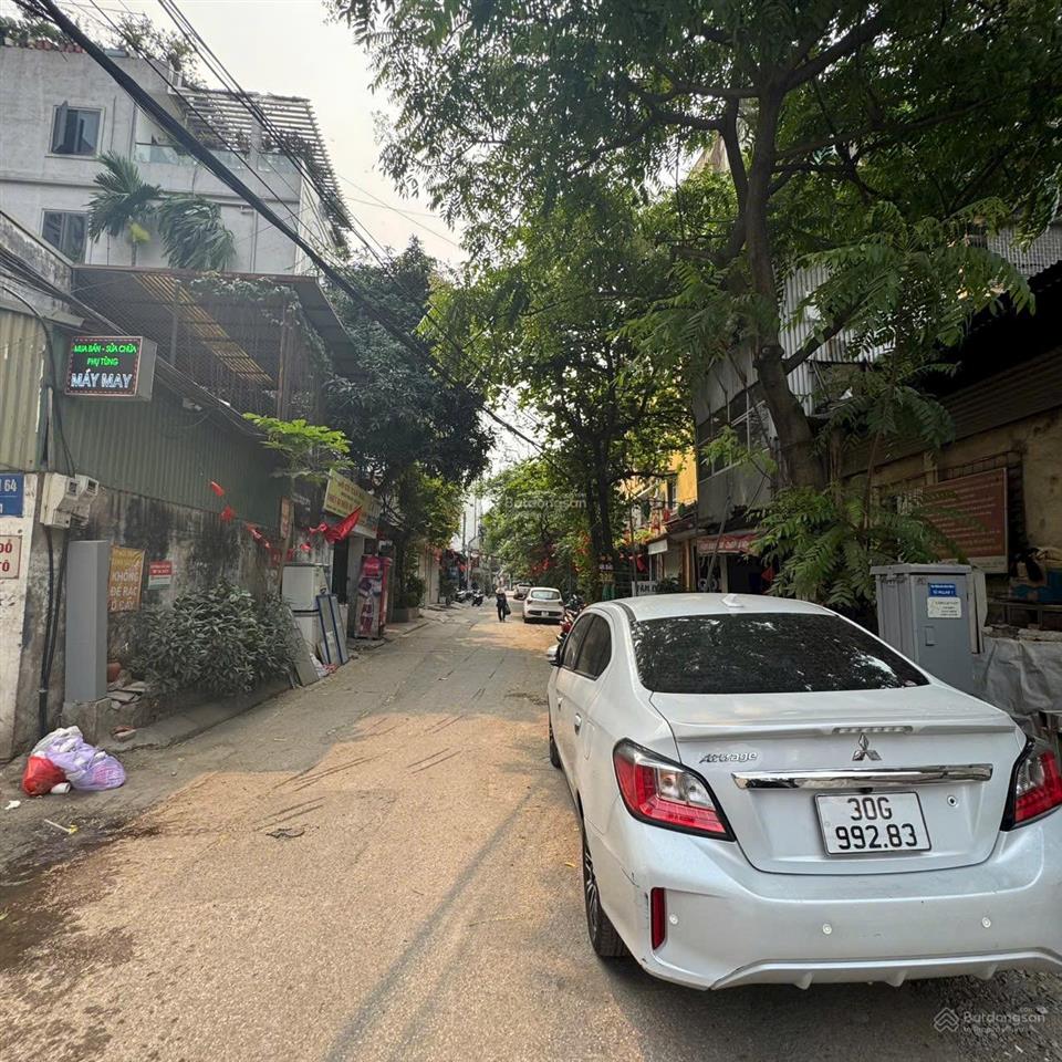 Bán nhà phân lô cực đẹp, view hồ đền lừ ô tô tránh dừng đỗ thang máy êm