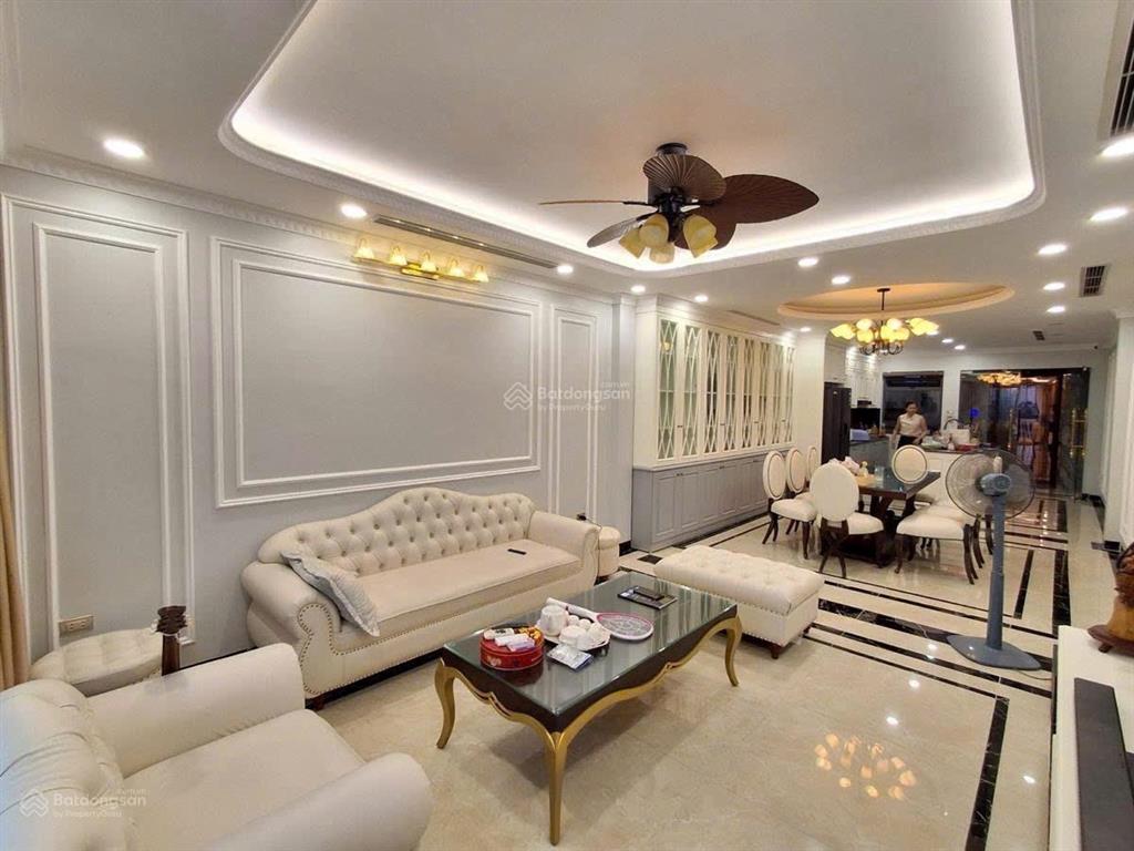 Bán nhà phân lô đền lừ 3 ô tô tránh view thoáng cực đẹp có vỉa hè kd đa dạng