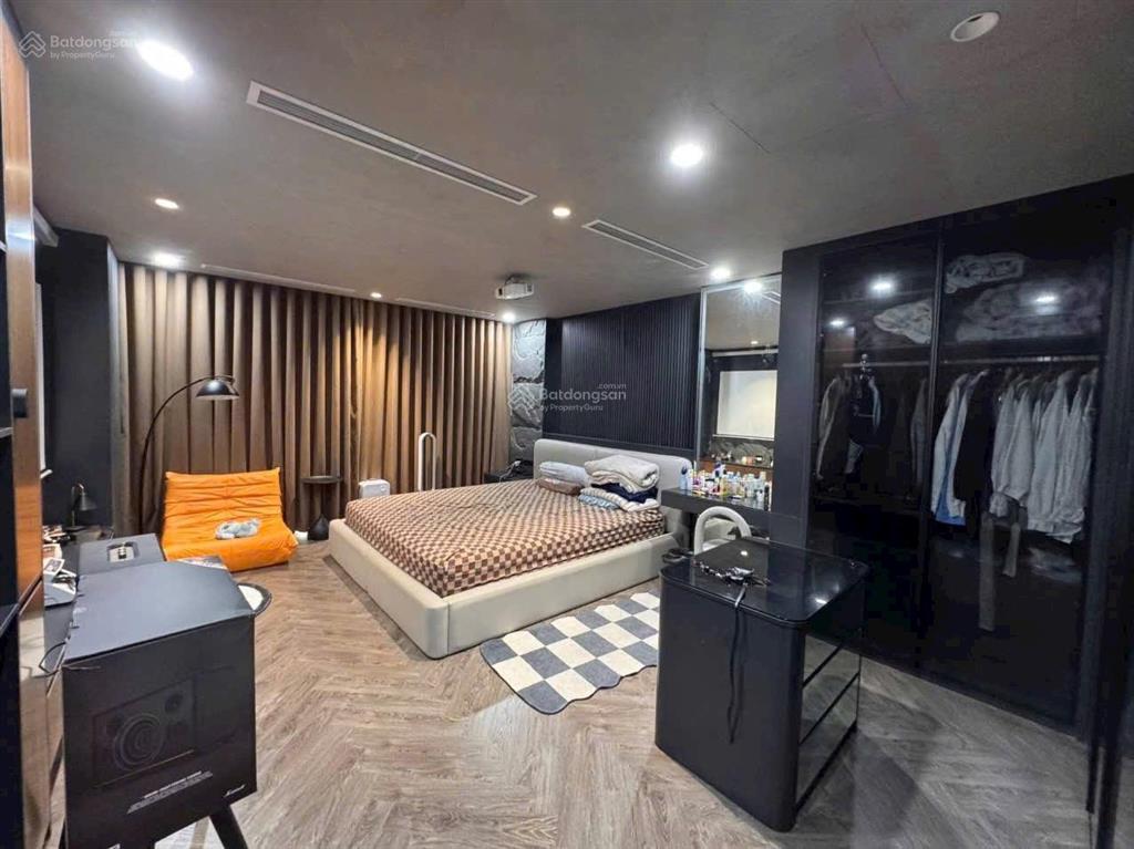 Bán nhà lô góc kd ngày đêm vỉa hè ô tô tránh, sát chợ trương định, 7 tầng thang máy