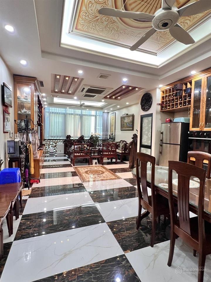 Cần bán nhà phân lô kim đồng, kd đa dạng, ô tô đỗ vỉa hè, tiện ích ngập tràn