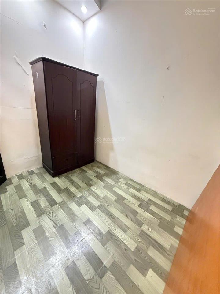 Chính chủ cho thuê nhà riêng, full đồ, ban công thoáng mát tại phố yên lãng, đống đa, hà nội