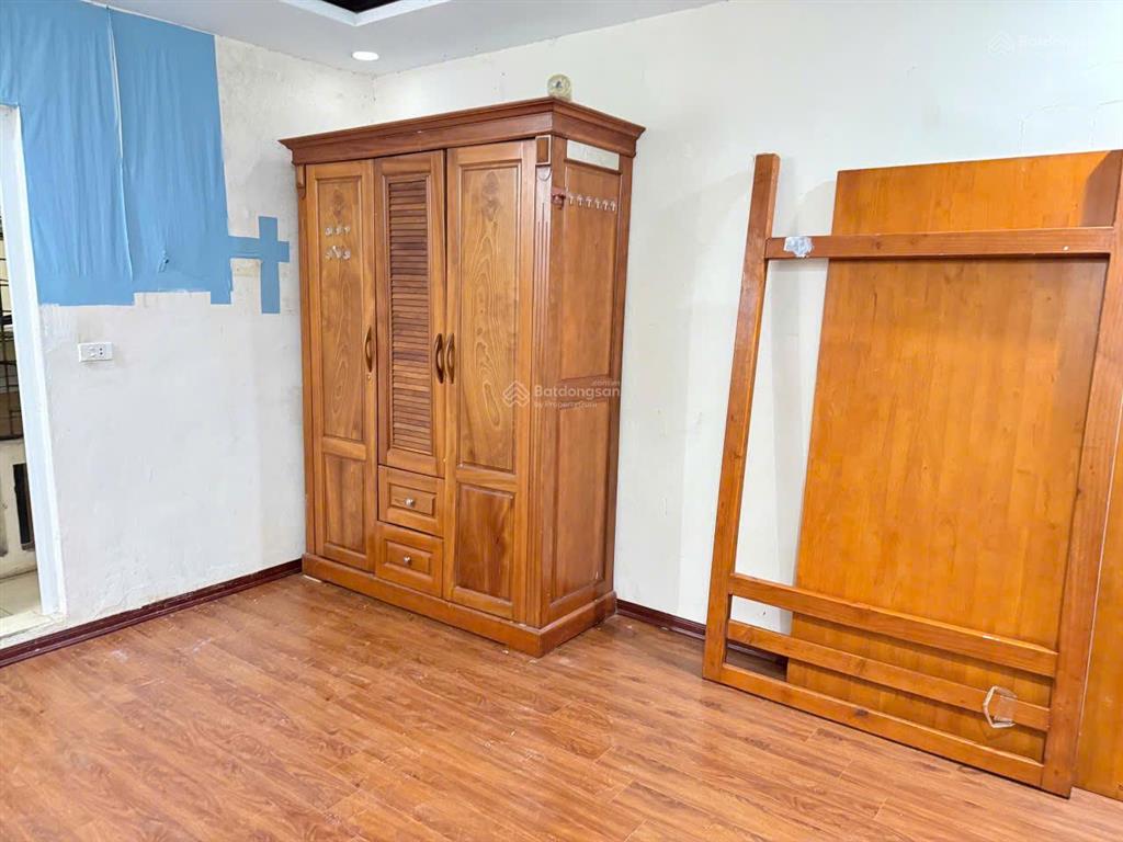 Chính chủ cho thuê nhà riêng, full đồ, ban công thoáng mát tại phố yên lãng, đống đa, hà nội