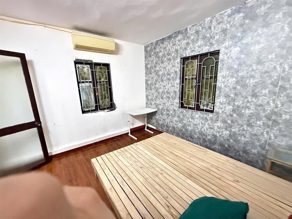 Chính chủ cho thuê nhà riêng, full đồ, ban công thoáng mát tại phố yên lãng, đống đa, hà nội