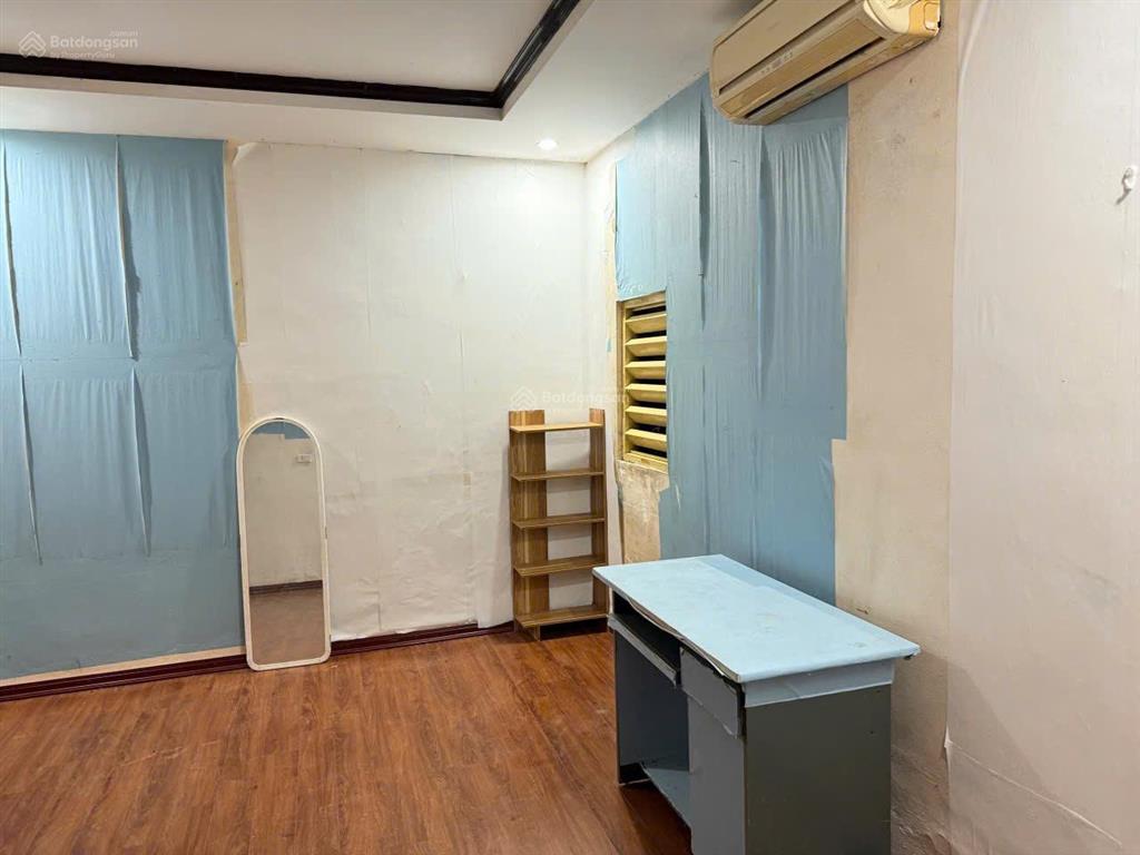 Chính chủ cho thuê nhà riêng, full đồ, ban công thoáng mát tại phố yên lãng, đống đa, hà nội