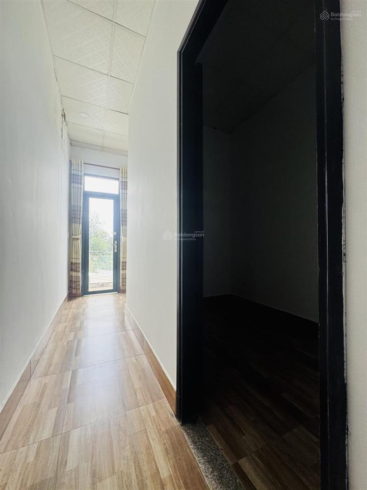 Nhà 2 tầng, hẻm xe hơi, 6x10, chia 2 căn, long bình, thủ đức