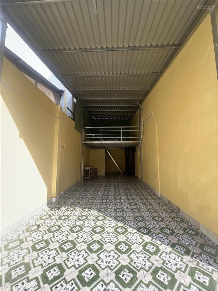 Nhà 3 tầng, hẻm 1/ xe hơi thông, ngang 8,4m cực đẹp, kha vạn cân, linh tây, thủ đức