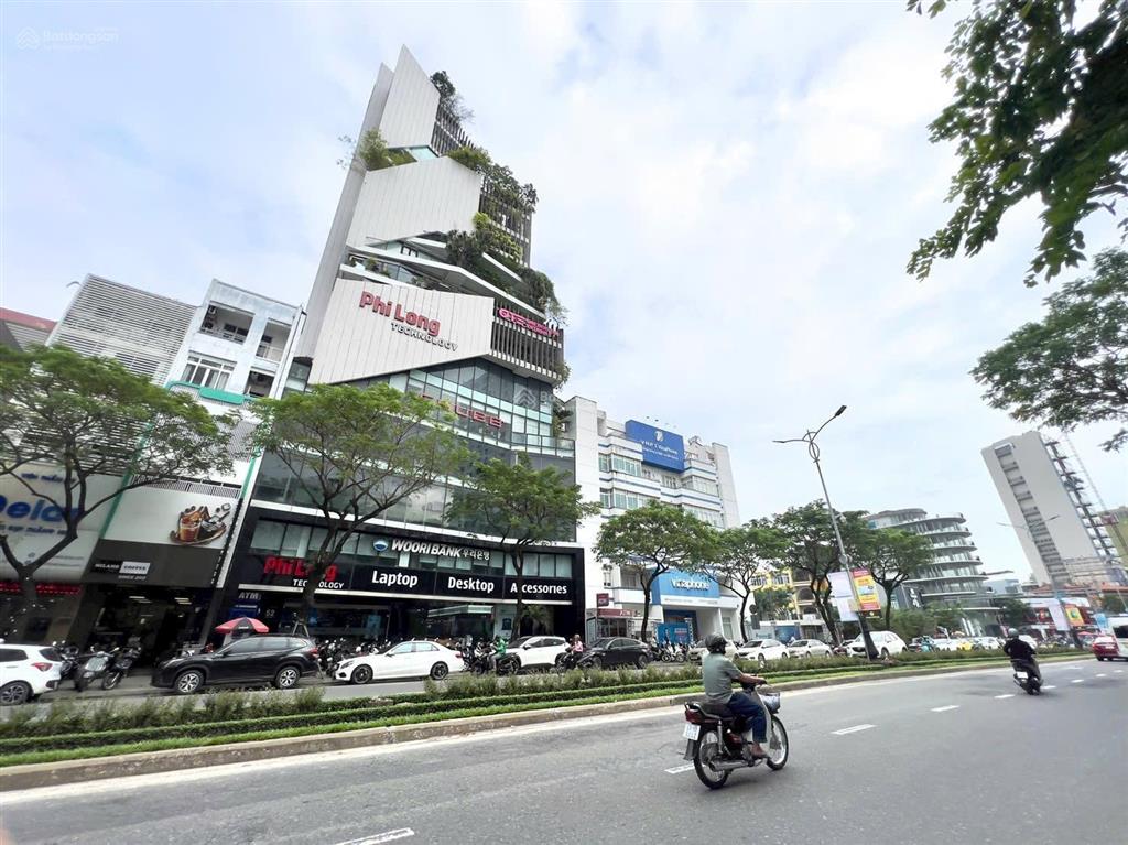 Chuyển nhượng vị trí vip đường nguyễn văn linh gần cầu rồng. dòng tiền 2,1 tỷ/năm