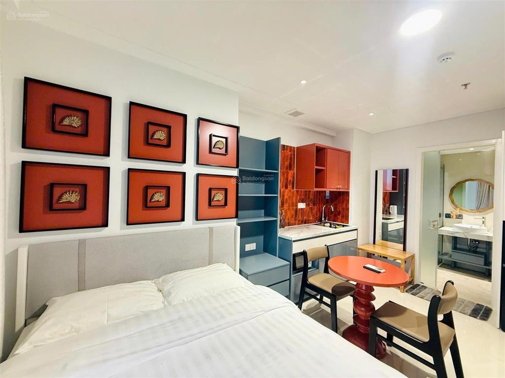 Chuyển nhượng tòa căn hộ cao cấp 11 tầng 1 hầm đường dương đình nghệ. dòng tiền 4,2 tỷ/năm