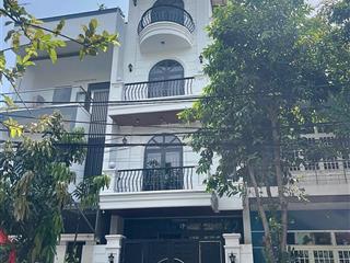 Chính chủ bán nhà mặt tiền 4tầng + tum , có thang máy , mặt tiền đường hoàng quốc việt.