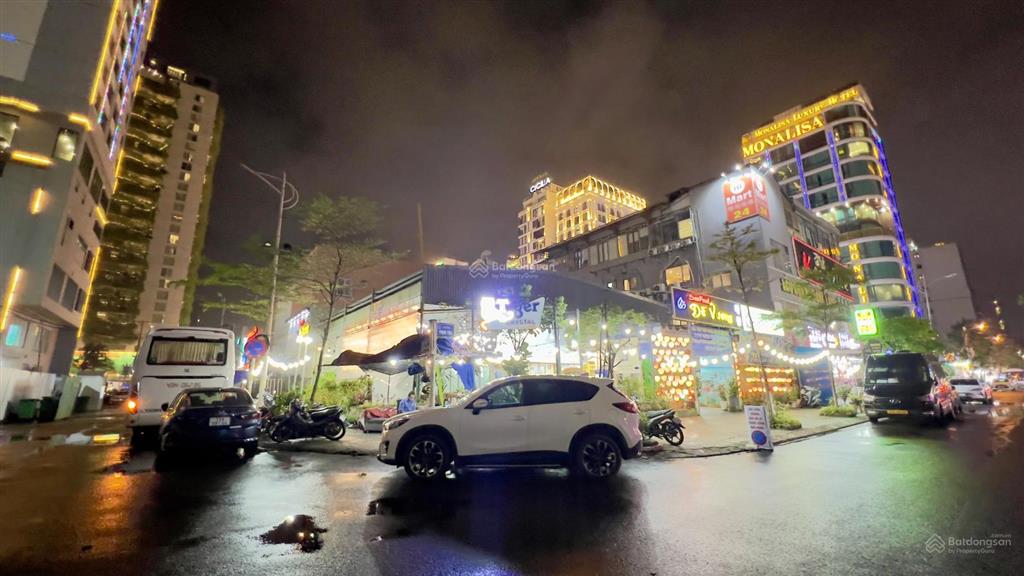 Chuyển nhượng đất lô góc 2 mặt tiền vip phan tôn & lã xuân oai, vị trí đẹp, sát biển